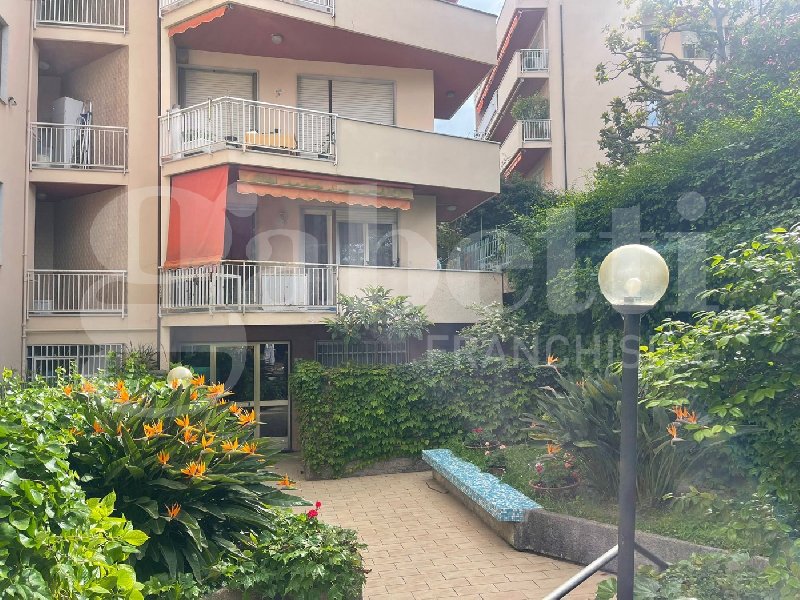 https://www.gabettisanremo.it/Appartamento vendita Sanremo (Imperia) Via Buonmoschetto, € 275.000, 3 camere, 100 mq, Primo piano